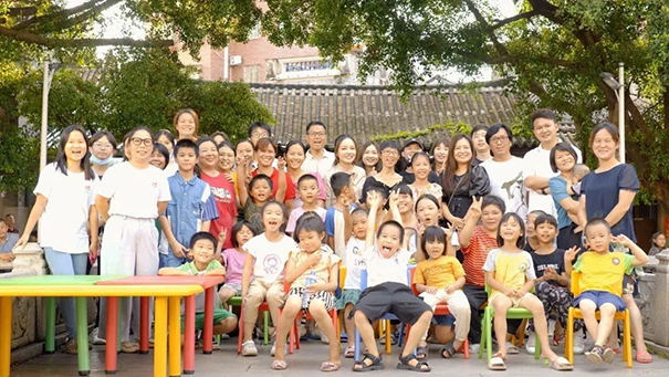 立邦“為愛刷新”走進(jìn)城中村，用愛滋養(yǎng)孩子