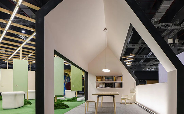 立邦上海建博會展臺-森林小屋.jpg